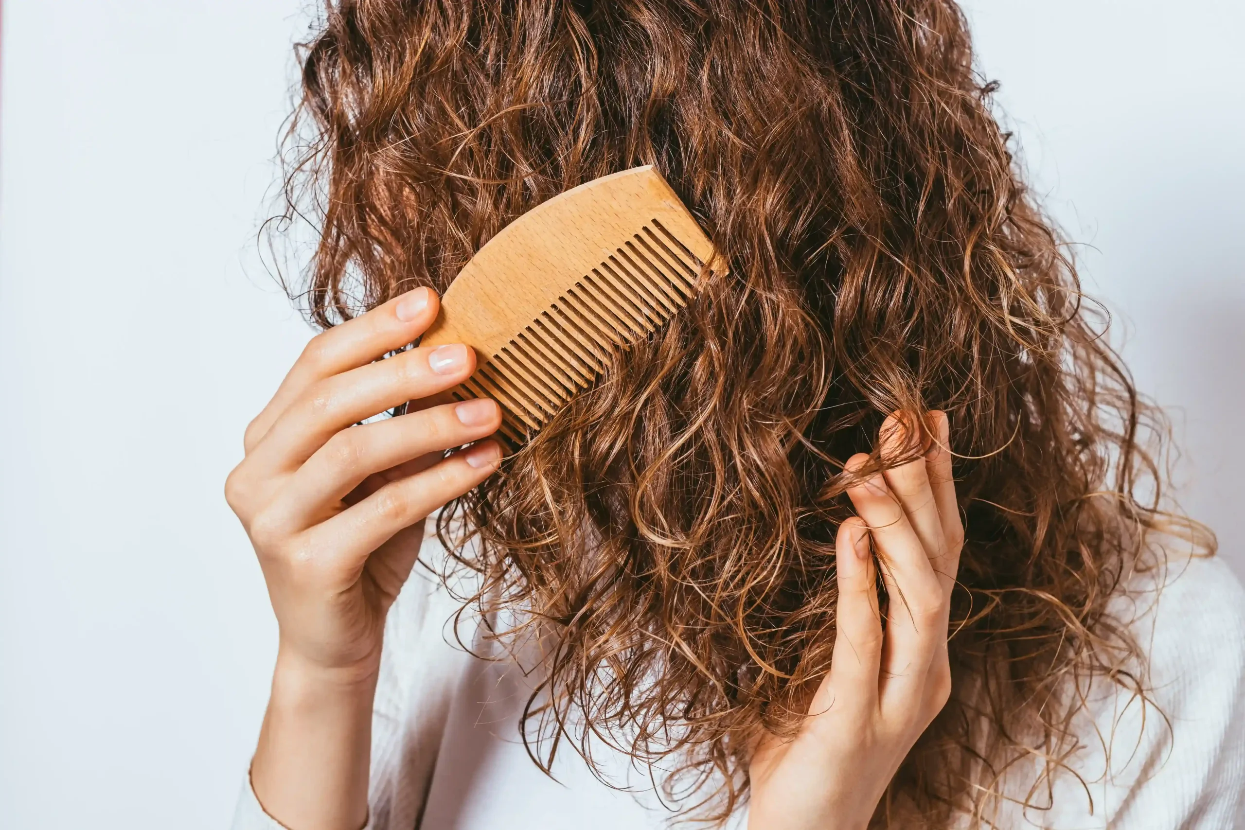 How to Prevent Split Ends and Keep Hair Looking Thicker